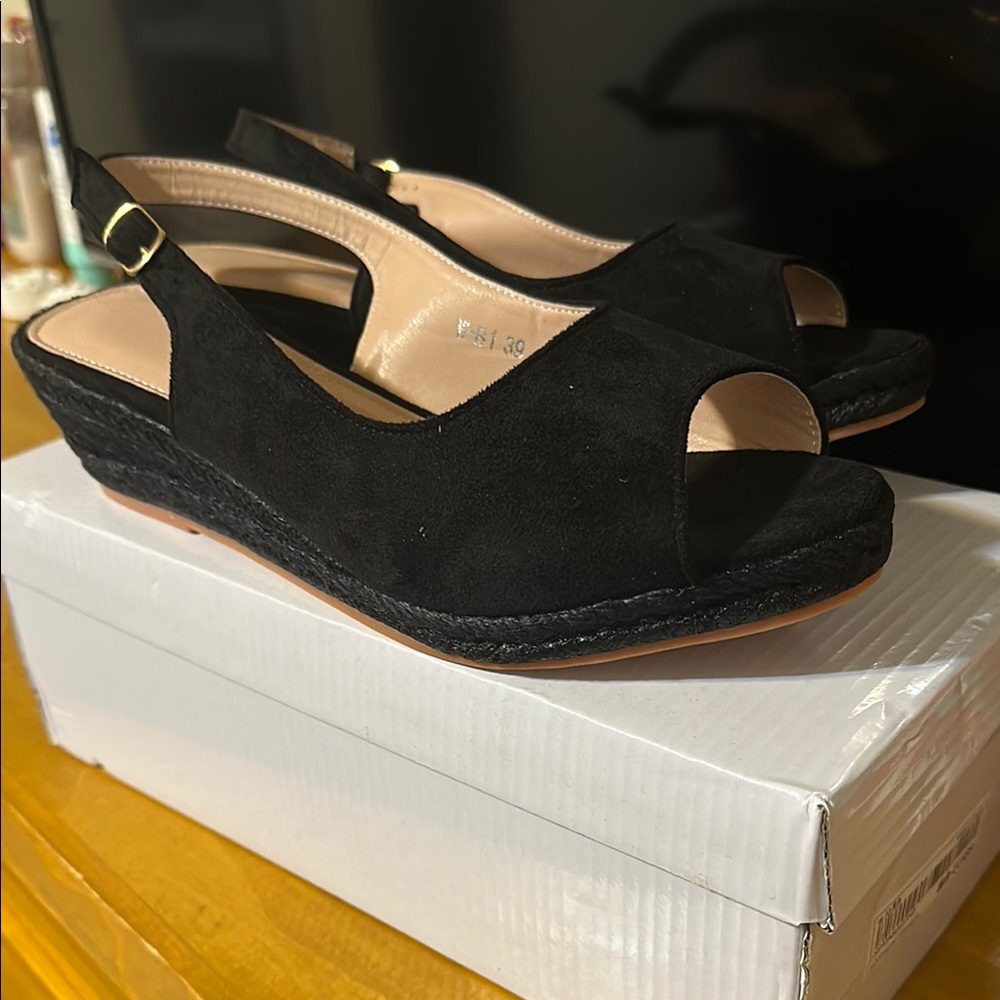 SHEIN Black Wedge Slingback Sandals